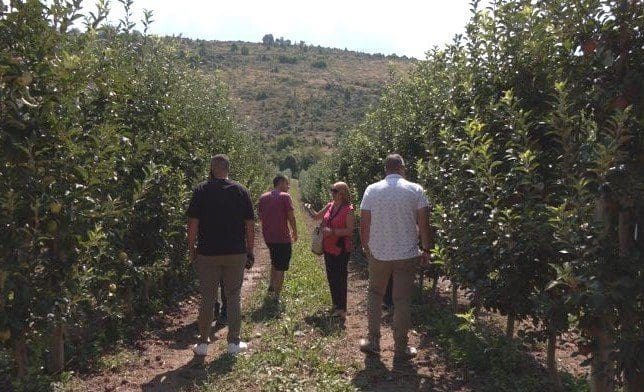 Στο πλευρό των δενδροκαλλιεργητών του Μεσοβούνου που επλήγησαν από τη χαλαζόπτωση ο Δήμος Εορδαίας