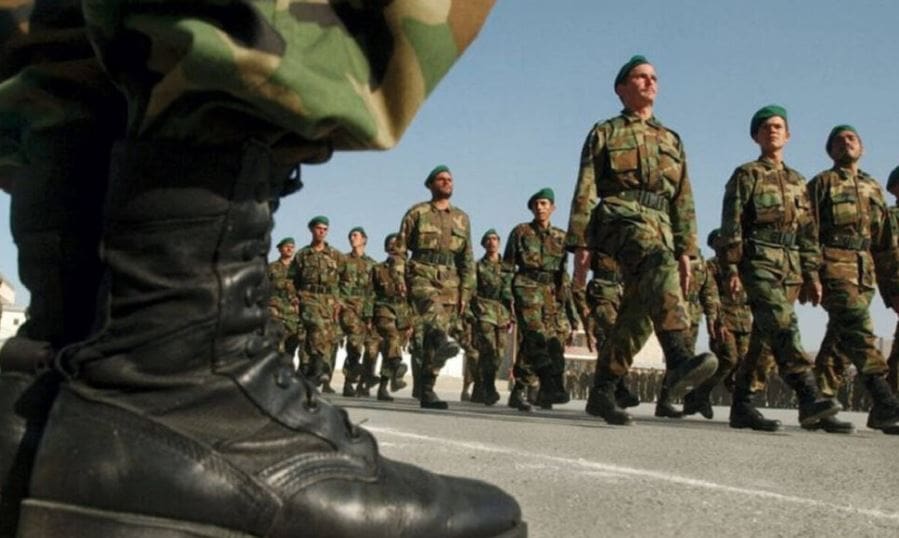 Ένοπλες δυνάμεις: 1.700 προσλήψεις Επαγγελματιών Οπλιτών – Η προθεσμία υποβολής δικαιολογητικών