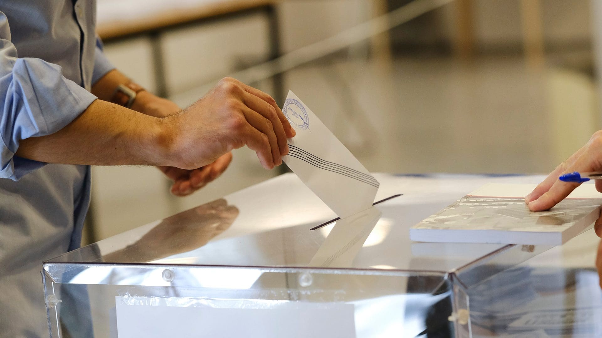 Δημοσκόπηση Opinion Poll: Εννιακομματική Βουλή, με πρώτη ΝΔ και πολλούς... τρίτους - Eordaialive.com