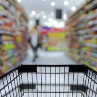 Πολυνομοσχέδιο: Παράταση στο «καλάθι του νοικοκυριού» – Τι προβλέπεται για τα εμπορικά καταστήματα