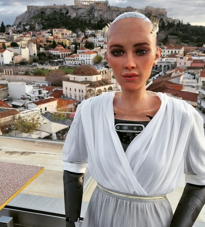Το πιο διάσημο ρομπότο του κόσμου, ονομάζεται Σοφία και πραγματοποιεί ...επίσκεψη στην Αθήνα.