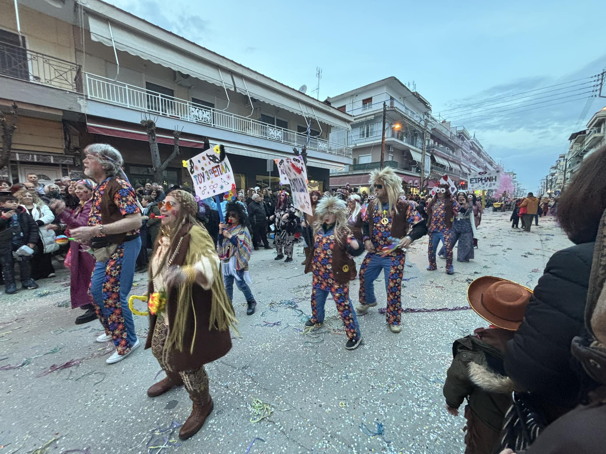 Eordaialive.com - Τα Νέα της Πτολεμαΐδας, Εορδαίας, Κοζάνης Ξεπέρασε κάθε προσδοκία το «KarVonval»  και η παρέλαση καρναβαλιστών στην Πτολεμαΐδα