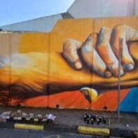 Ομορφαίνοντας με γκράφιτι τους τοίχους της Κοζάνης!
