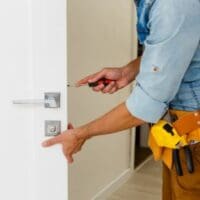Πώς να επιλέξτε τις σωστές κλειδαριές για το εξοχικό και το σπίτι