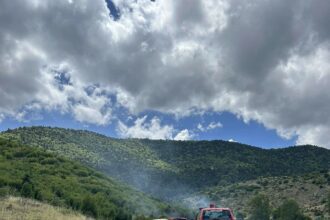 Επί ποδός η Πολιτική Προστασία του Δήμου Κοζάνης για την πυρκαγιά στο Κτένι (Φωτογραφίες)
