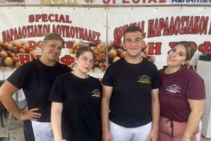 Εμποροπανήγυρη Πτολεμαΐδας με λαχταριστούς - πεντανόστιμους λουκουμάδες από την Σόφη! (εικόνες) - Eordaialive.com