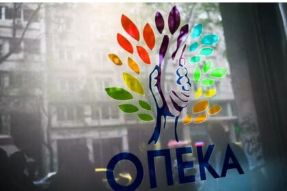 Επίδομα παιδιού: Πότε θα ανοίξει η πλατφόρμα του ΟΠΕΚΑ ξανά για τις αιτήσεις και ποια “μυστικά” θα πρέπει να γνωρίζετε - Eordaialive.com