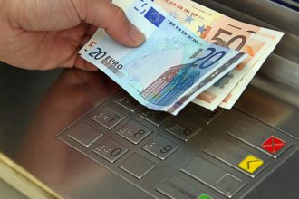 ΟΠΕΚΑ: Νωρίτερα πληρώνει 18 επιδόματα για τον Νοέμβριο σε χιλιάδες δικαιούχους (ημερομηνία) - Eordaialive.com