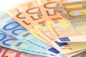 Συνταξιούχοι: Ποιοι θα λάβουν αναδρομικά τον Νοέμβρη –Αναλυτικά παραδείγματα - Eordaialive.com