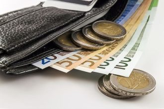 Επίδομα «έκπληξη» για χαμηλοσυνταξιούχους την τελευταία στιγμή – Πότε θα γίνουν οι ανακοινώσεις - Eordaialive.com