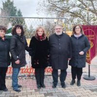 Με επιτυχία πραγματοποιήθηκε η φωταγώγηση του Χριστουγεννιάτικου δέντρου στην Πεντάβρυσο Εορδαίας! - Eordaialive.com