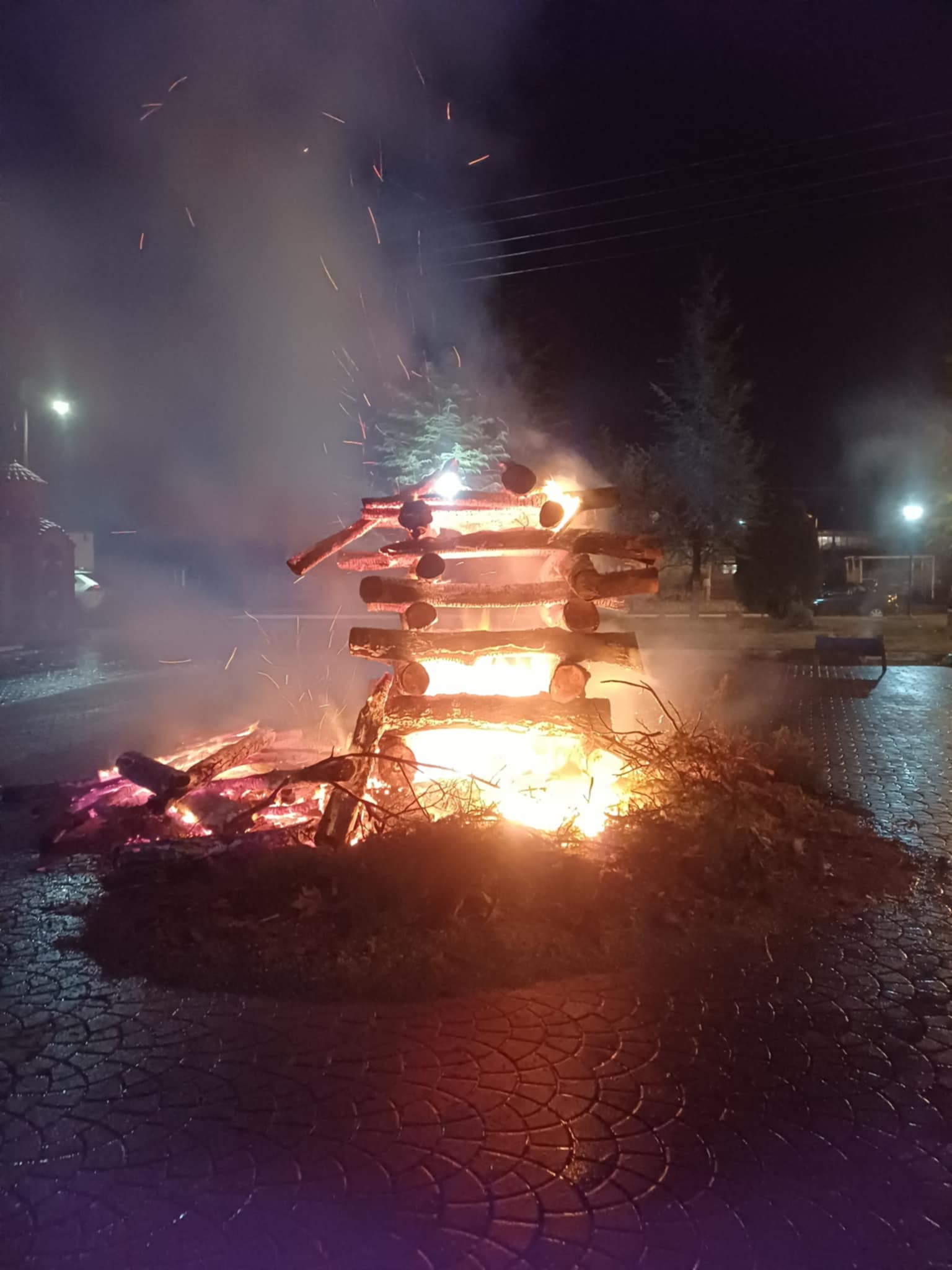 ''ΚΟΛΝΤΑ ΜΠΑΜΠΩ΄΄ στην Ασβεστόπετρα Εορδαίας ! (βίντεο-φωτο)