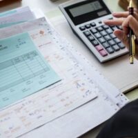 Κατάργηση τέλους επιτηδεύματος: Ποια είναι τα οφέλη για ελεύθερους επαγγελματίες και εργοδότες - Eordaialive.com