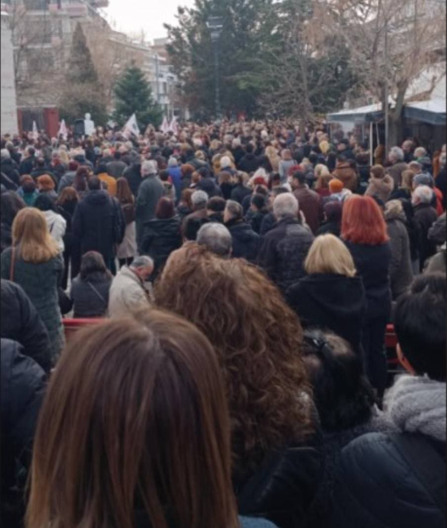 Δεν έχω οξυγόνο - Τέμπη - Η συγκέντρωση διαμαρτυρίας στην Πτολεμαΐδα (βίντεο) - Eordaialive.com