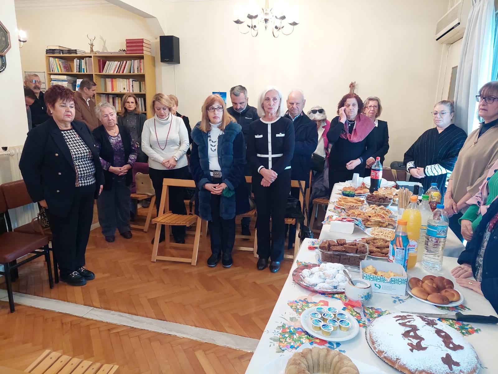 Την Πρωτοχρονιάτικη πίτα του έκοψε το Σωματείο Πτολεμαϊδιωτών Αθήνας Ο Πτολεμαίος | Eordaialive.com Την Πρωτοχρονιάτικη πίτα του έκοψε το Σωματείο Πτολεμαϊδιωτών Αθήνας Ο Πτολεμαίος - Eordaialive.com