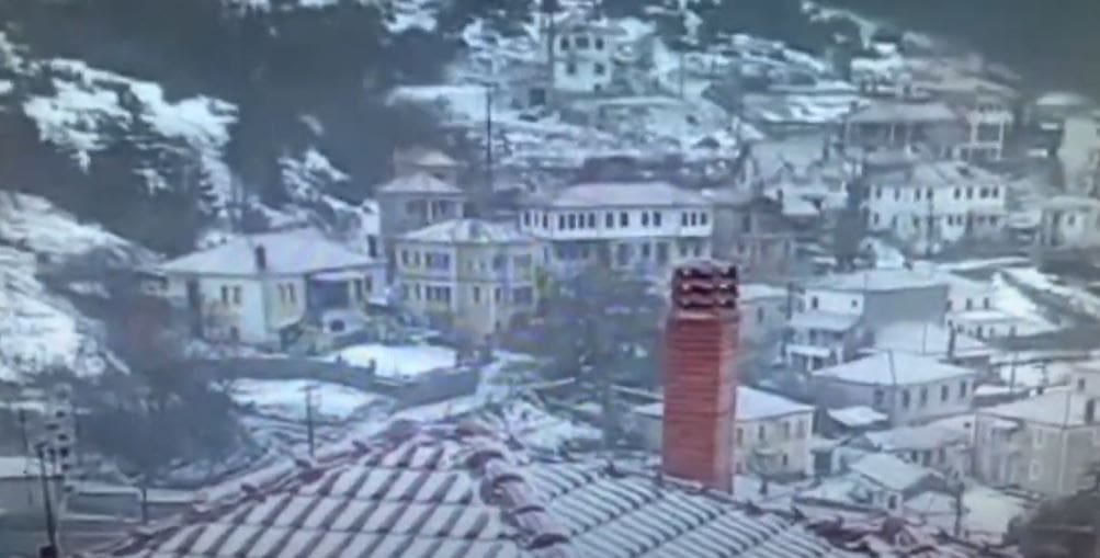 Χιονόπτωση στην Βλάστη – Με αλυσίδες αλλά χωρίς προβλήματα η κυκλοφορία - Eordaialive.com