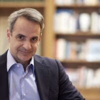 Μητσοτάκης: Το 2025 περιλαμβάνει συνολικά 18 μειώσεις φόρων και βαρών και 7 μέτρα στήριξης των εισοδημάτων -Τι είπε για τον νέο ΚΟΚ - Eordaialive.com