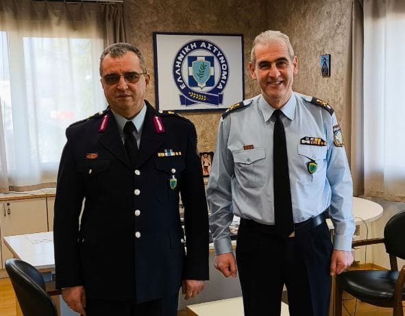 Εθιμοτυπική επίσκεψη του Διοικητή της Σχολής Αστυφυλάκων Ελληνικής Αστυνομίαςστον Γενικό Περιφερειακό Αστυνομικό Διευθυντή Δυτικής Μακεδονίας.στον Γενικό Περιφερειακό Αστυνομικό Διευθυντή Δυτικής Μακεδονίας - Eordaialive.com