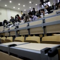 Αιώνιοι φοιτητές: «Αντάρτικο» από τα πανεπιστήμια στις οριζόντιες διαγραφές - Eordaialive.com