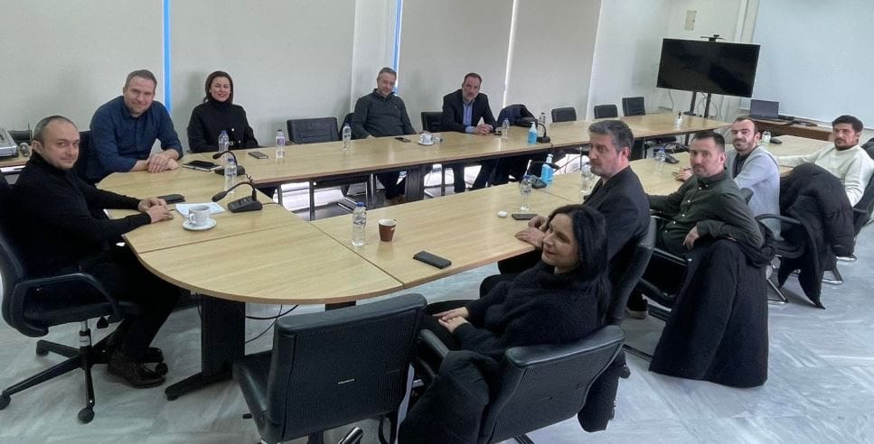 Συνάντηση των προέδρων των Εμπορικών Συλλόγων Δυτικής Μακεδονίας με τον Αντιπεριφερειάρχη Επιχειρηματικότητας και Μεταφορών Νικόλαο Λυσσαρίδη - Eordaialive.com