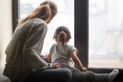 «Νταντάδες της Γειτονιάς»: Από τον Ιούνιο η επέκταση του προγράμματος σε όλους τους δήμους -Όλα όσα είπε η Ζαχαράκη - Eordaialive.com