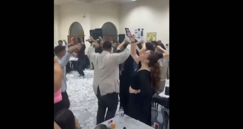 Αποκριάτικος Χορός στα Κομνηνά Εορδαίας (βίντεο) - Eordaialive.com