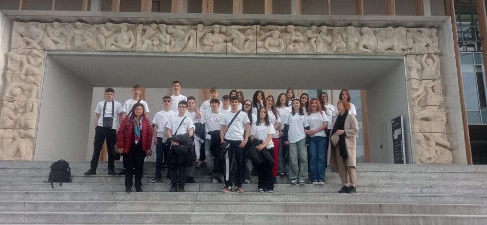 Η Συμμετοχή της Μαθητικής Ομάδας του 5ου Γυμνασίου Πτολεμαΐδας «Ευαγόρας Παλληκαρίδης» στο Διεθνές Συνέδριο του Βένετο, 6-9 Μαρτίου - Eordaialive.com