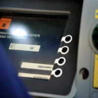 Συντάξεις Μαΐου: Μετά το Πάσχα πάνε ταμείο οι δικαιούχοι - Oι ημερομηνίες - Eordaialive.com