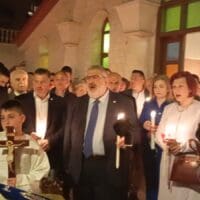Η Μαγευτική Ακολουθία της Αναστάσεως στον Ιερό Ναό Αγίας Τριάδας Πτολεμαΐδας (Βίντεο - Φωτογραφίες) - Eordaialive.com