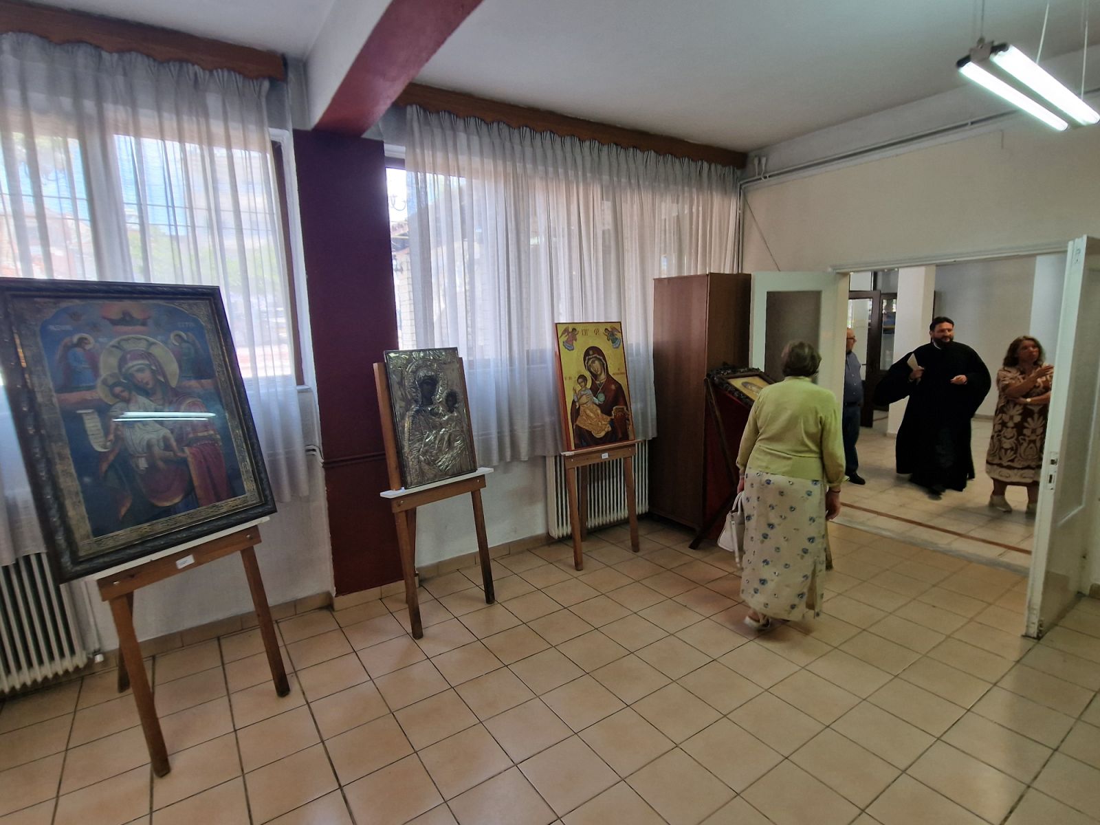 Μεγάλη Επιτυχία στην Έκθεση «Ω Δέσποινα Παντάνασσα Θεοτόκε»: Ιερές Εικόνες της Παναγίας από τη Μητρόπολη Φλωρίνης Πρεσπών και Εορδαίας | Eordaialive.com Μεγάλη Επιτυχία στην Έκθεση «Ω Δέσποινα Παντάνασσα Θεοτόκε»: Ιερές Εικόνες της Παναγίας από τη Μητρόπολη Φλωρίνης Πρεσπών και Εορδαίας - Eordaialive.com