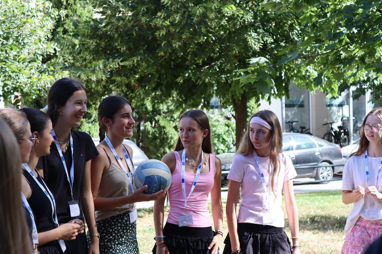Πρόγραμμα νεανικής κινητικότητας του ΟΕΝΕΦ σε συνεργασία με τον οργανισμό La Bulle St. Galmier της Γαλλίας - Eordaialive.com