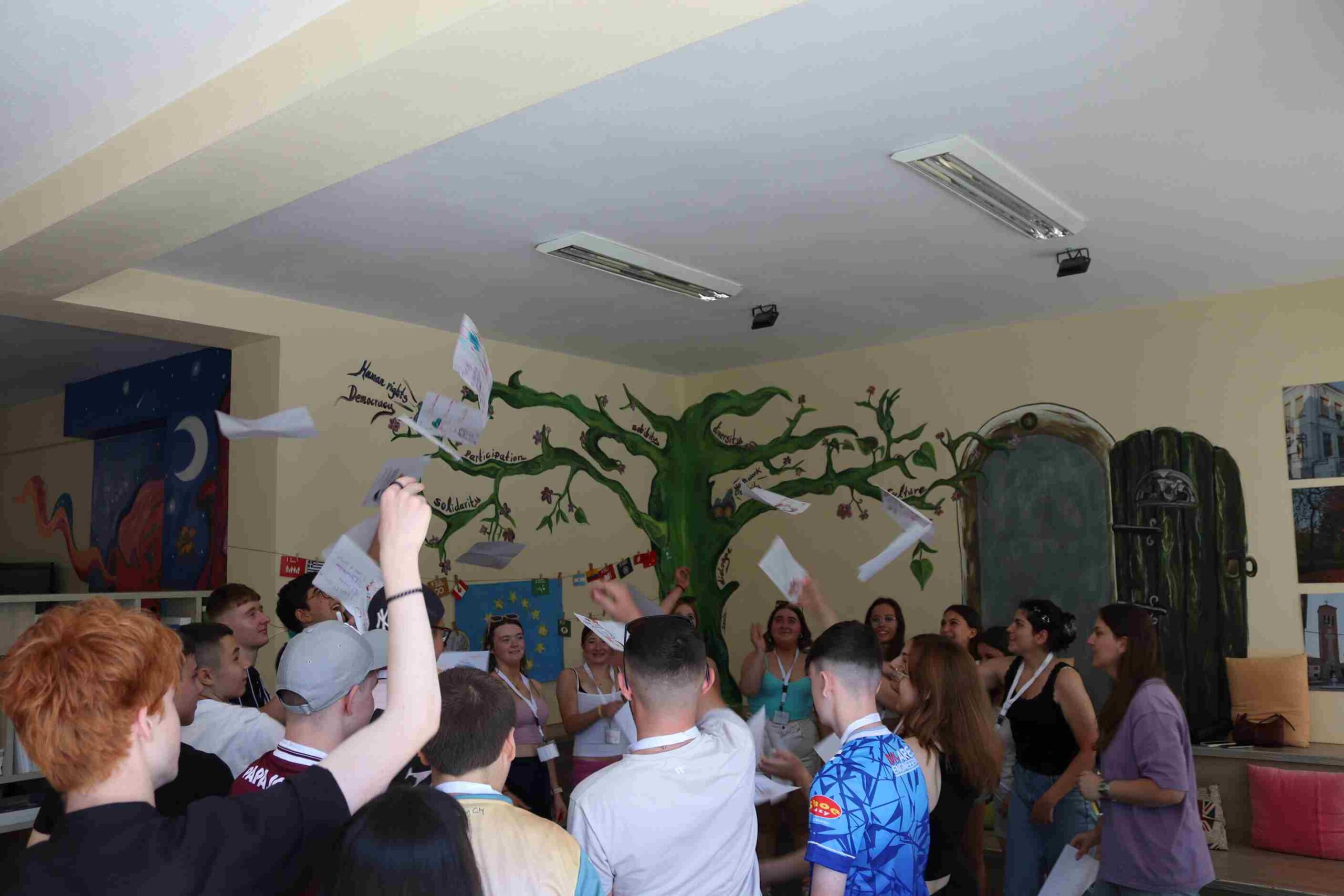 Πρόγραμμα νεανικής κινητικότητας του ΟΕΝΕΦ σε συνεργασία με τον οργανισμό Youth Work Ireland Tipperary της Ιρλανδίας! | Eordaialive.com Πρόγραμμα νεανικής κινητικότητας του ΟΕΝΕΦ σε συνεργασία με τον οργανισμό Youth Work Ireland Tipperary της Ιρλανδίας! - Eordaialive.com