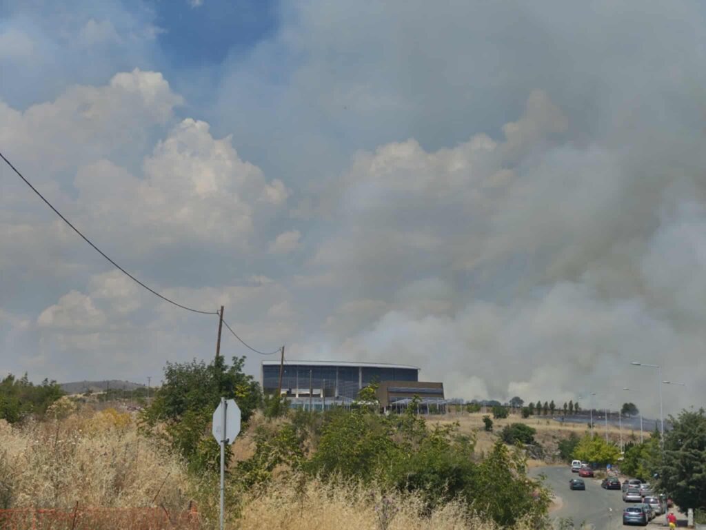 Φωτιά τώρα στην Κοζάνη κοντά στην Πανεπιστημιούπολη – Εκκενώθηκε το Πανεπιστήμιο – Μήνυμα από το 112 (βίντεο) - Eordaialive.com