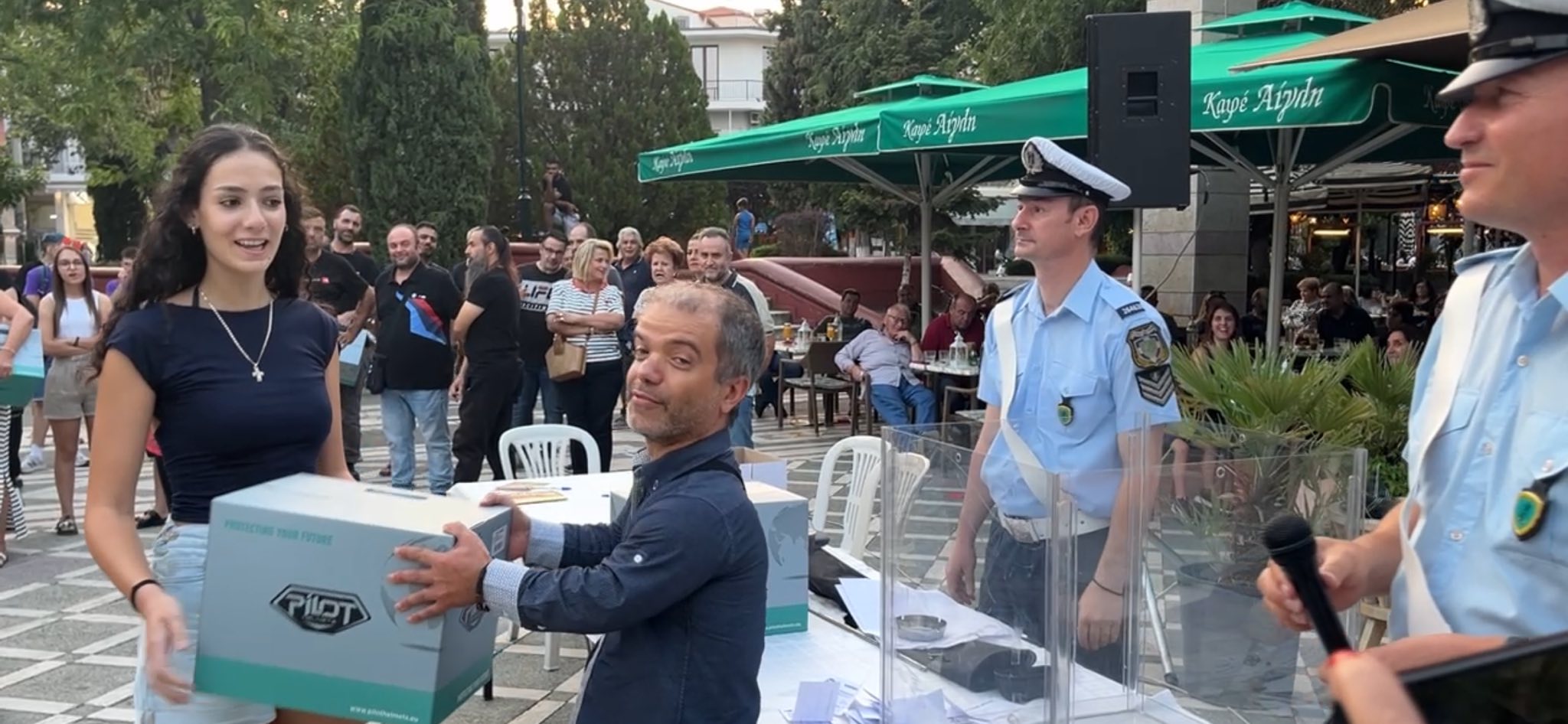 Μεγάλη συμμετοχή στην εκδήλωση της Τροχαίας Εορδαίας για την ασφαλή οδήγηση δικύκλων (φωτογραφίες) | Eordaialive.com Μεγάλη συμμετοχή στην εκδήλωση της Τροχαίας Εορδαίας για την ασφαλή οδήγηση δικύκλων (φωτογραφίες) - Eordaialive.com