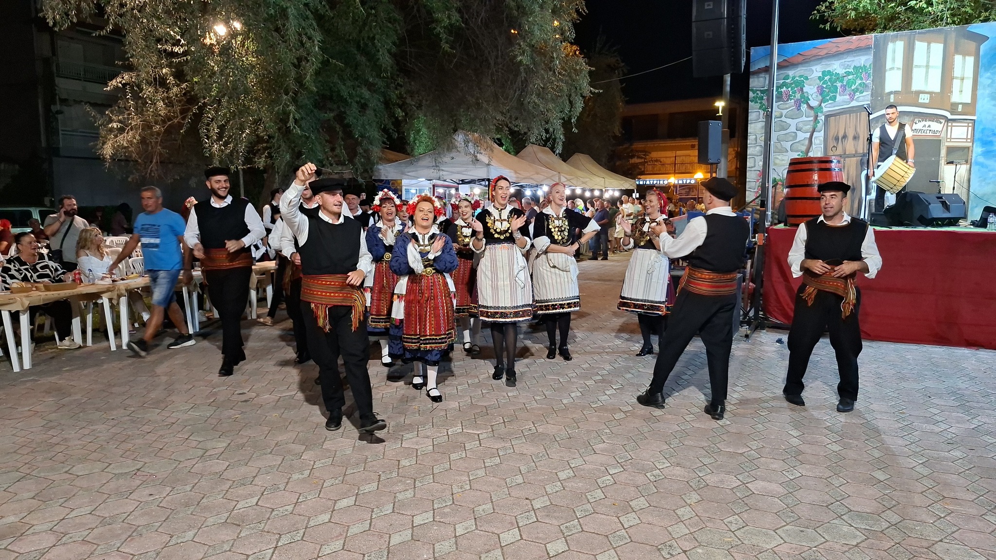 Λαμπρή έναρξη και κορύφωση σήμερα για τα Θρακικά Επιλήνια 2025 στην Πτολεμαΐδα ! (βίντεο - φωτογραφίες) - Eordaialive.com