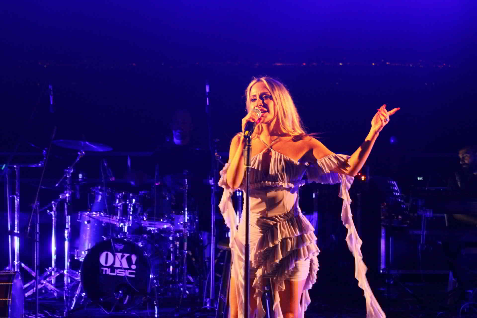 Κατάμεστο το Θέατρο στην ολοκλήρωση του Φεστιβάλ Σερβίων ! (φωτογραφίες) | Eordaialive.com Κατάμεστο το Θέατρο στην ολοκλήρωση του Φεστιβάλ Σερβίων ! (φωτογραφίες) - Eordaialive.com