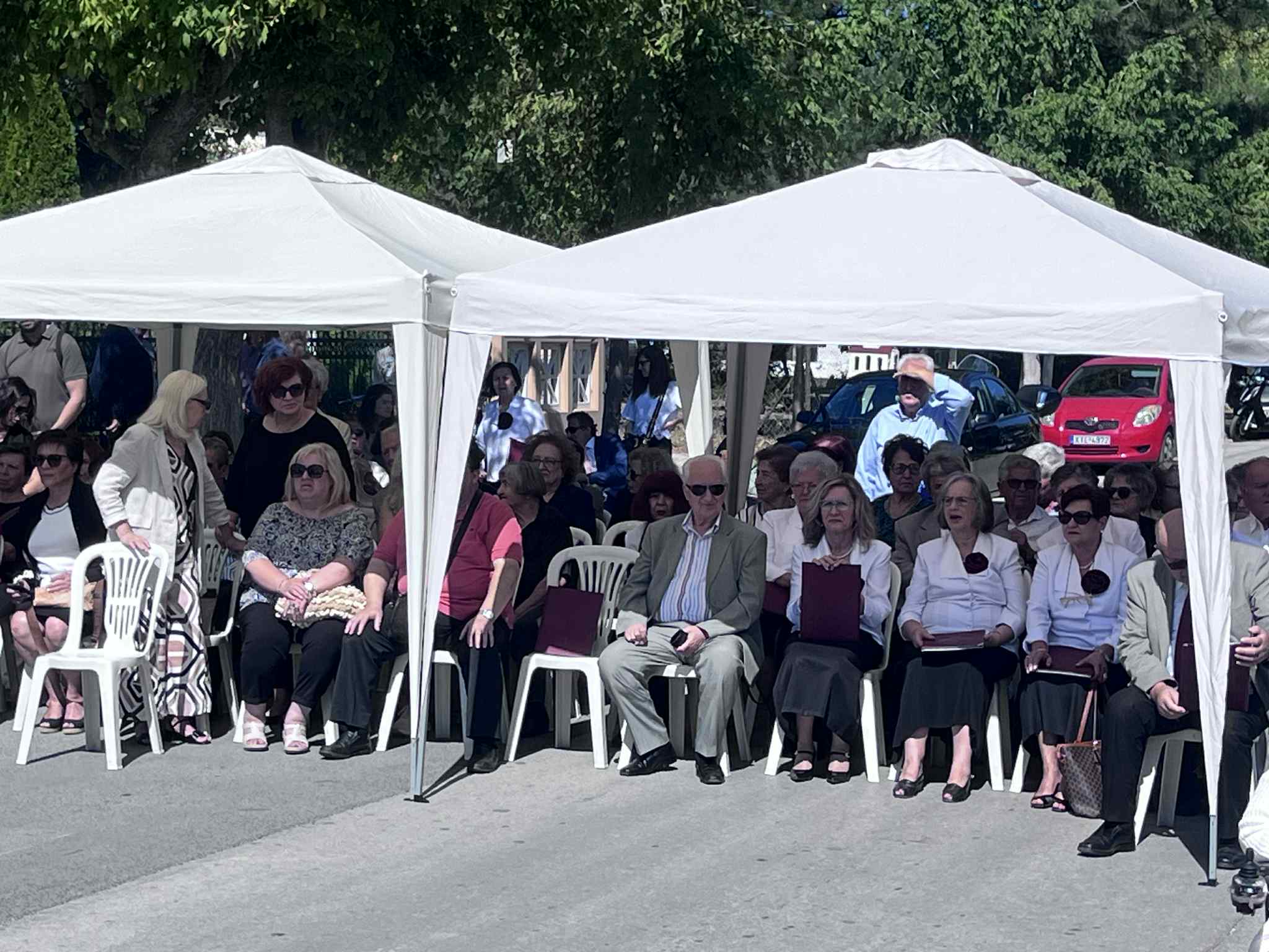 Η Πτολεμαΐδα τίμησε τη Μικρασιατική Καταστροφή με αποκαλυπτήρια μνημείου προσφύγων (βίντεο - φωτογραφίες) | Eordaialive.com Η Πτολεμαΐδα τίμησε τη Μικρασιατική Καταστροφή με αποκαλυπτήρια μνημείου προσφύγων (βίντεο - φωτογραφίες) - Eordaialive.com