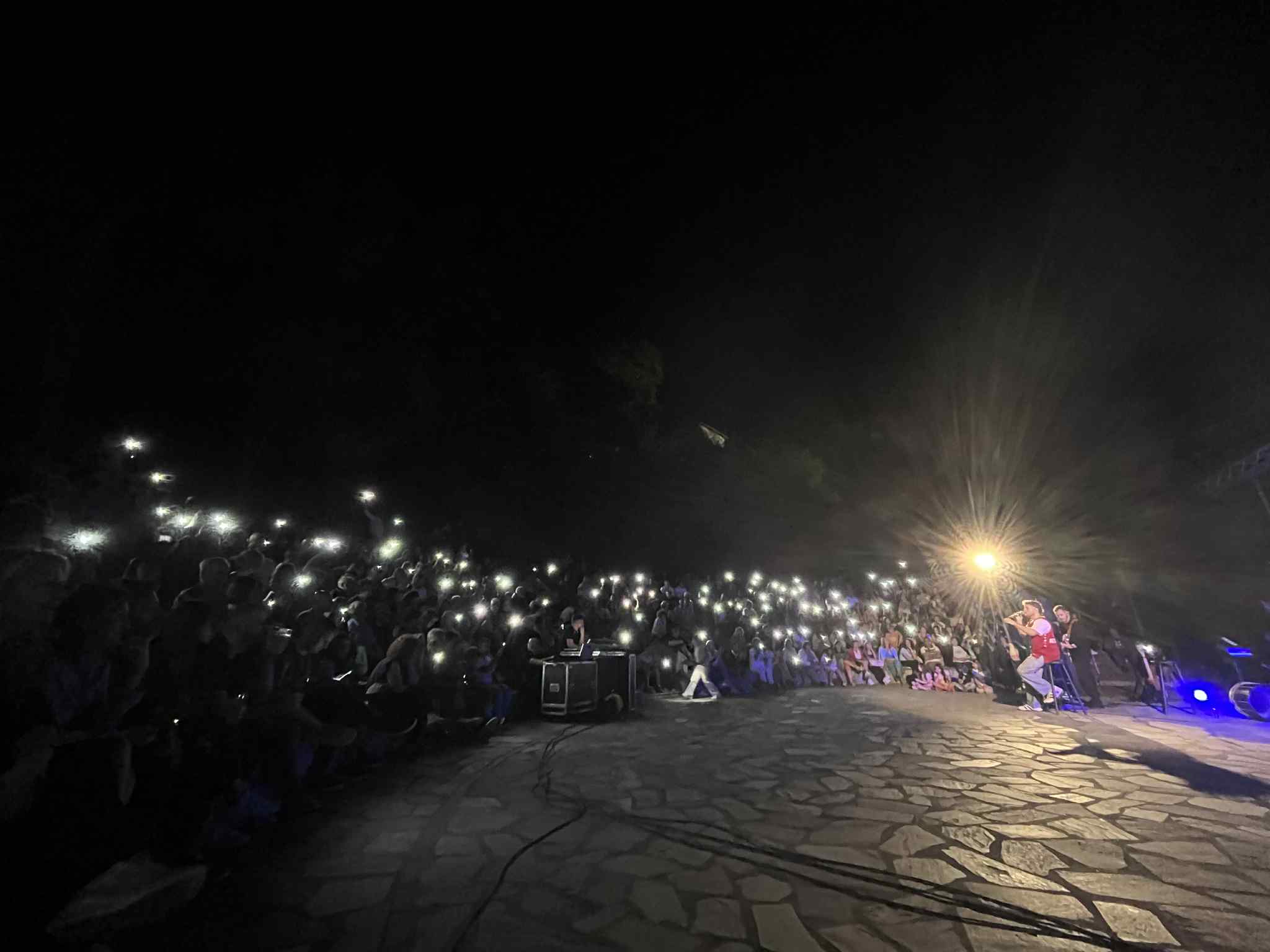 Κατάμεστο το Θέατρο στην ολοκλήρωση του Φεστιβάλ Σερβίων ! (φωτογραφίες) | Eordaialive.com Κατάμεστο το Θέατρο στην ολοκλήρωση του Φεστιβάλ Σερβίων ! (φωτογραφίες) - Eordaialive.com