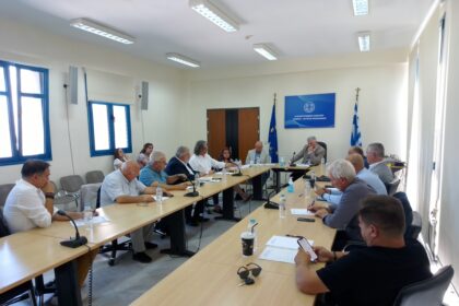 Ζητήματα υποστελέχωσης και υποχρηματοδότησης έθεσαν οι Δήμαρχοι των Π.Ε Δ. Μακεδονίας κατά τη συνάντησή τους με τον Γραμματέα Αποκεντρωμένης Διοίκησης Ηπείρου-Δ. Μακεδονίας. - Eordaialive.com