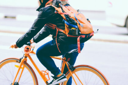 Αναγνώστης περιγράφει επικίνδυνο περιστατικό με ποδήλατο στο κέντρο της Πτολεμαΐδας