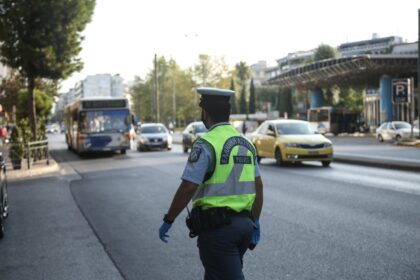 ΚΥΚΛΟΦΟΡΙΑΚΕΣ ΡΥΘΜΙΣΕΙΣ ΣΤΙΣ ΕΝΤΑΥΘΑ ΟΔΟΥΣ ΟΛΥΜΠΙΑΔΑΣ, ΑΡΓΥΡΟΚΑΣΤΡΟΥ ΚΑΙ ΚΟΡΥΤΣΑΣ ΕΝΟΨΕΙ ΕΚΤΑΚΤΩΝ ΕΡΓΑΣΙΩΝ ΔΗΜΟΥ ΕΟΡΔΑΙΑΣ