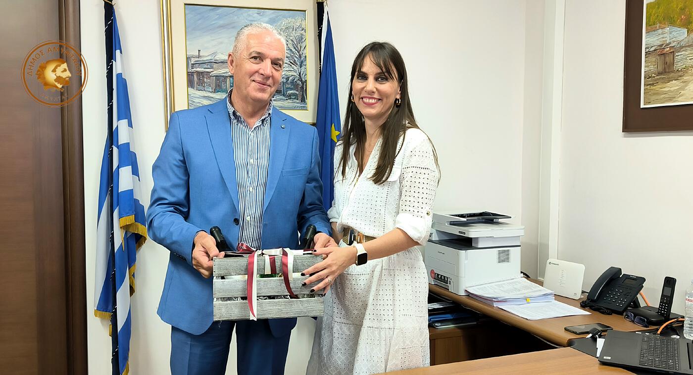 Επίσκεψη Κυβερνητικού Κλιμακίου στο Δημαρχείο Αμυνταίου | Eordaialive.com Επίσκεψη Κυβερνητικού Κλιμακίου στο Δημαρχείο Αμυνταίου - Eordaialive.com