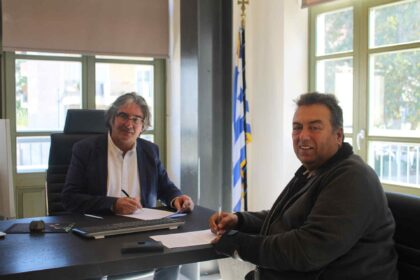 Υπογραφή σύμβασης για την επισκευή της αγροτικής οδοποιίας στο Τρανόβαλτο