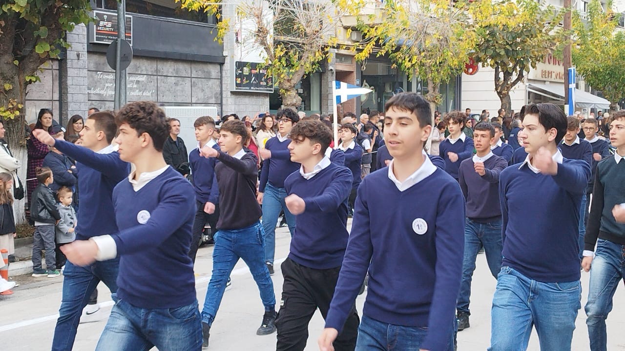 Η Περηφάνια της Πτολεμαΐδας: Η Παρέλαση της 28ης Οκτωβρίου ! (φωτορεπορταζ) | Eordaialive.com Η Περηφάνια της Πτολεμαΐδας: Η Παρέλαση της 28ης Οκτωβρίου ! (φωτορεπορταζ) - Eordaialive.com