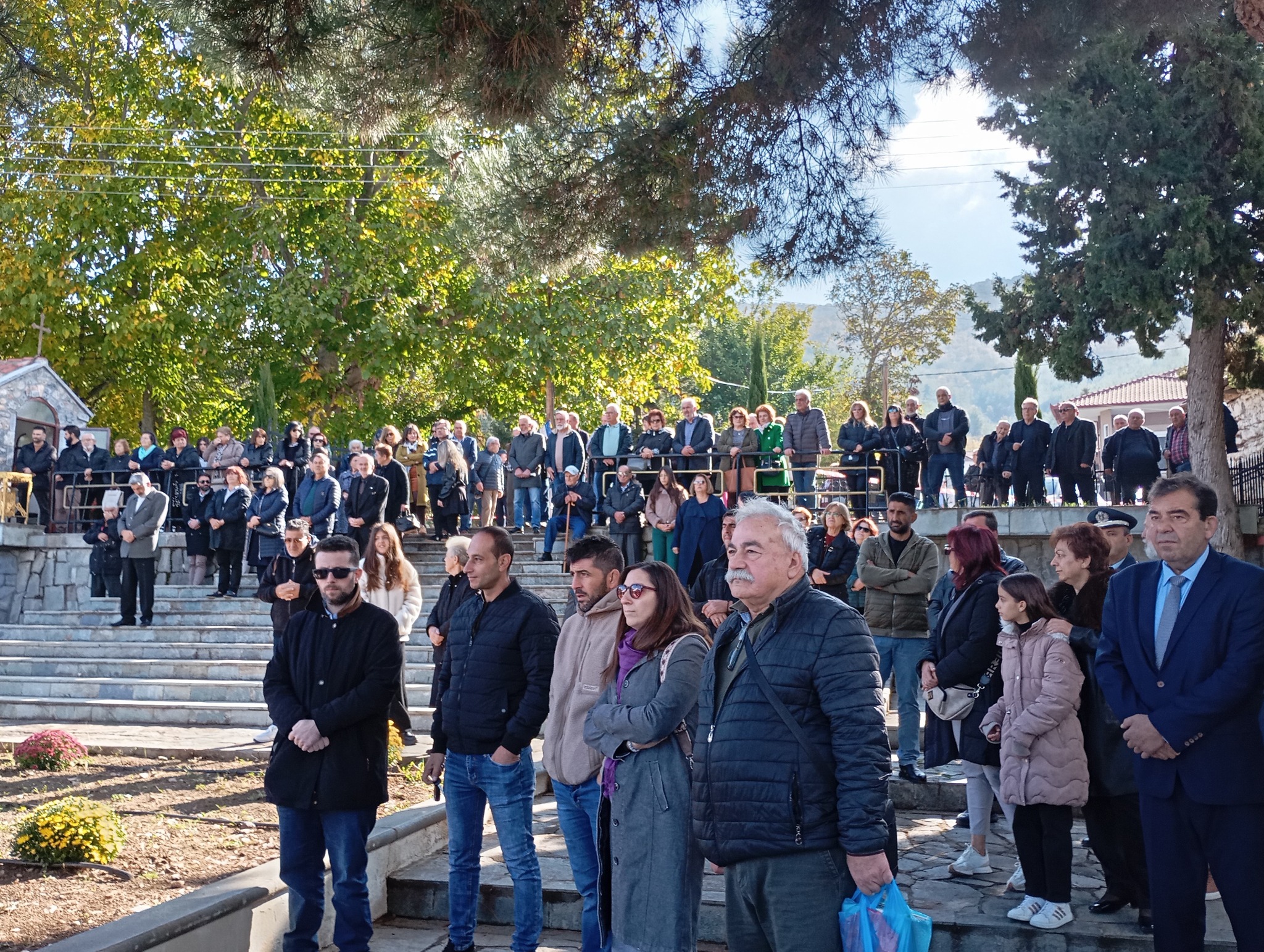 Συγκίνηση και ιστορική μνήμη στο Μεσόβουνο Εορδαίας: 84 χρόνια από τo Ολοκαύτωμα | Eordaialive.com Συγκίνηση και ιστορική μνήμη στο Μεσόβουνο Εορδαίας: 84 χρόνια από τo Ολοκαύτωμα - Eordaialive.com
