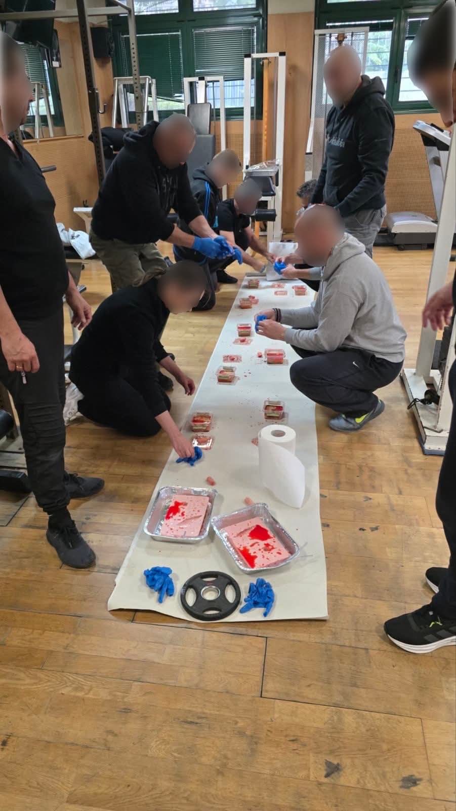 Σεμινάριο αντιμετώπισης τραυμάτων μάχης και παροχής πρώτων βοηθειών στην Ομάδα Δίκυκλης Αστυνόμευσης (ΔΙ.ΑΣ.) και της Ομάδας Πρόληψης και Καταστολής Εγκλήματος (Ο.Π.Κ.Ε.) | Eordaialive.com Σεμινάριο αντιμετώπισης τραυμάτων μάχης και παροχής πρώτων βοηθειώΝν