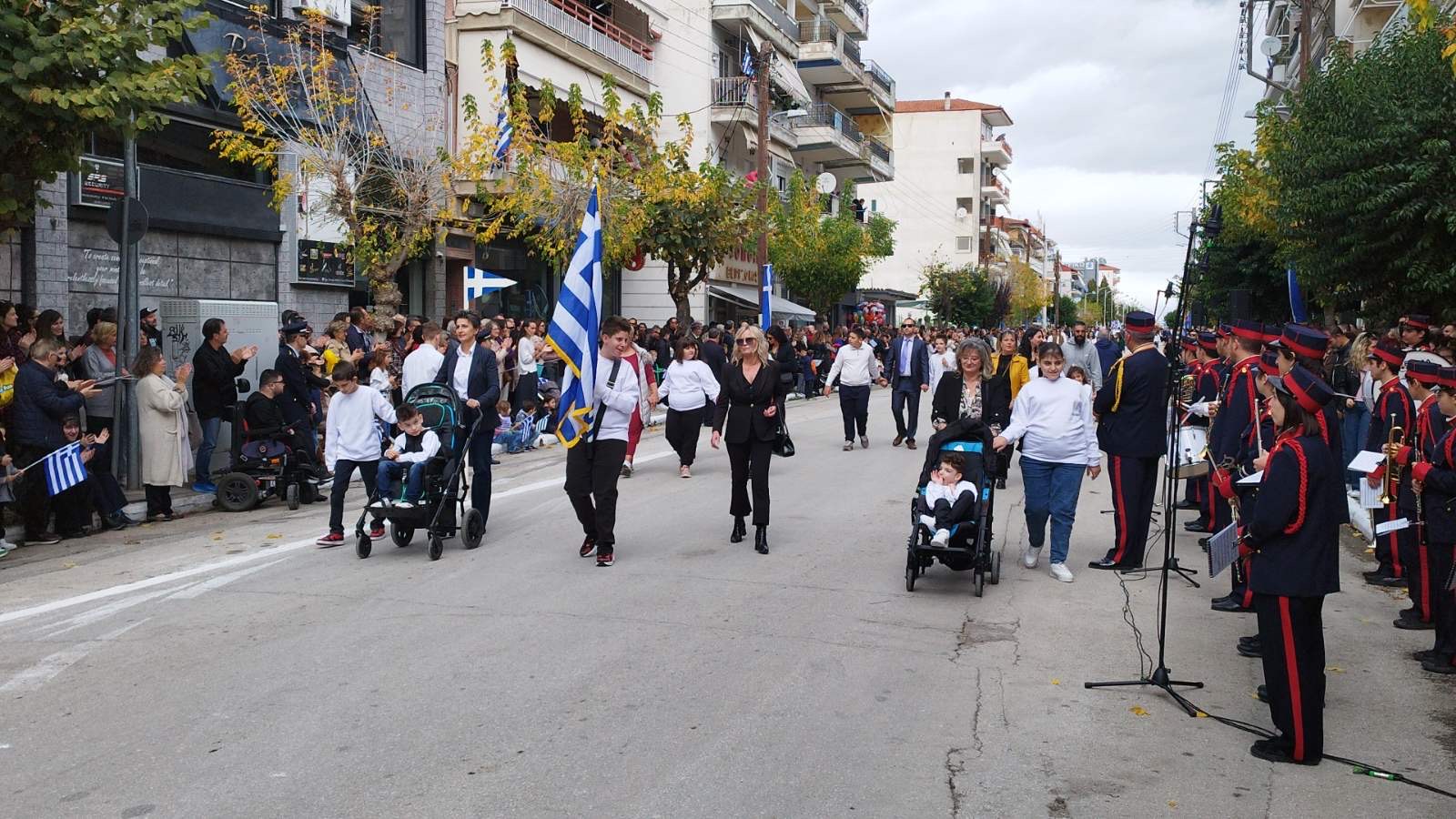 Η Περηφάνια της Πτολεμαΐδας: Η Παρέλαση της 28ης Οκτωβρίου ! (φωτορεπορταζ) | Eordaialive.com Η Περηφάνια της Πτολεμαΐδας: Η Παρέλαση της 28ης Οκτωβρίου ! (φωτορεπορταζ) - Eordaialive.com