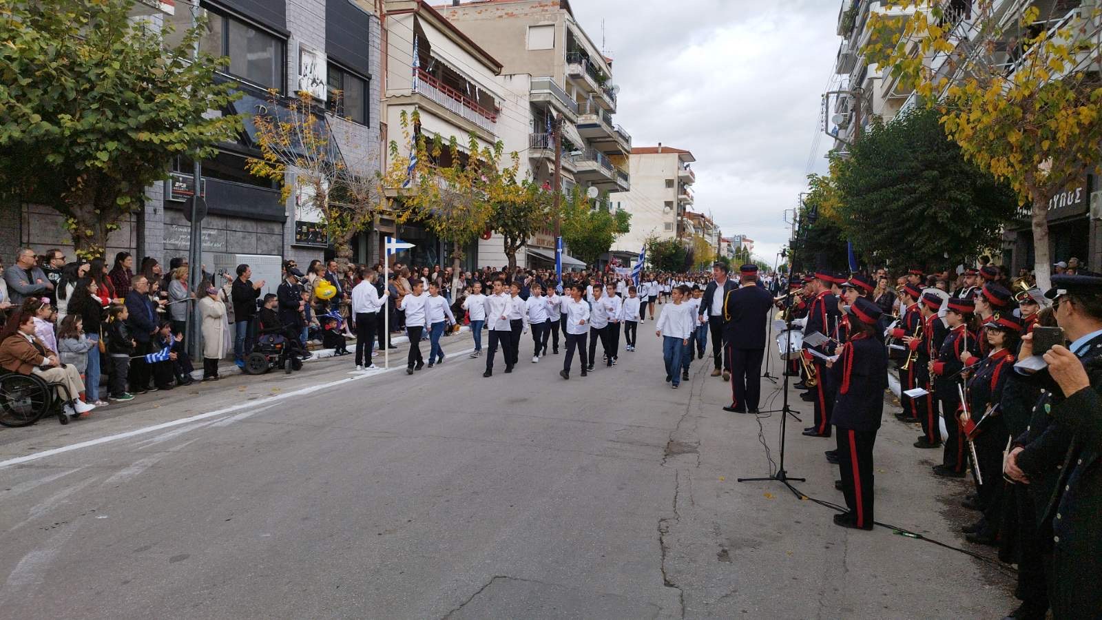 Η Περηφάνια της Πτολεμαΐδας: Η Παρέλαση της 28ης Οκτωβρίου ! (φωτορεπορταζ) | Eordaialive.com Η Περηφάνια της Πτολεμαΐδας: Η Παρέλαση της 28ης Οκτωβρίου ! (φωτορεπορταζ) - Eordaialive.com