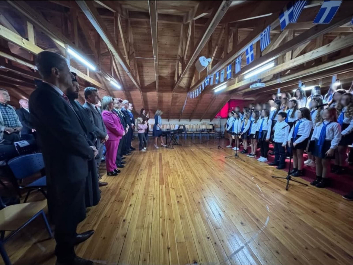 Ο Γενικός Περιφερειακός Αστυνομικός Διευθυντής Δυτικής Μακεδονίας, παρευρέθηκε στην πόλη της Κορυτσάς (Αλβανίας) στις εκδηλώσεις μνήμης προς τιμήν των Ελλήνων πεσόντων κατά τον Ελληνο-ιταλικό πόλεμο | Eordaialive.com Ο Γενικός Περιφερειακός Αστυνομικός Διευθυντής Δυτικής Μακεδονίας, παρευρέθηκε στην πόλη της Κορυτσάς (Αλβανίας) στις εκδηλώσεις μνήμης προς τιμήν των Ελλήνων πεσόντων κατά τον Ελληνο-ιταλικό πόλεμο - Eordaialive.com