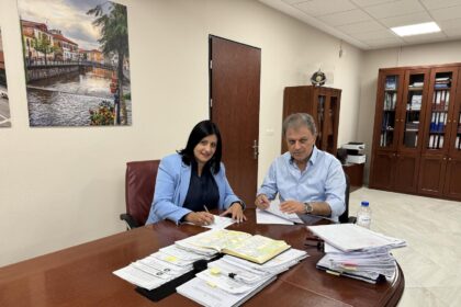 Υπογραφή της προγραμματικής σύμβασης: «Υλοποίηση δράσεων ευπαθών κοινωνικών ομάδων ΚΕΚΑ ΑμεΑ Π.Ε. Κοζάνης» από τον Περιφερειάρχη Γιώργο Αμανατίδη